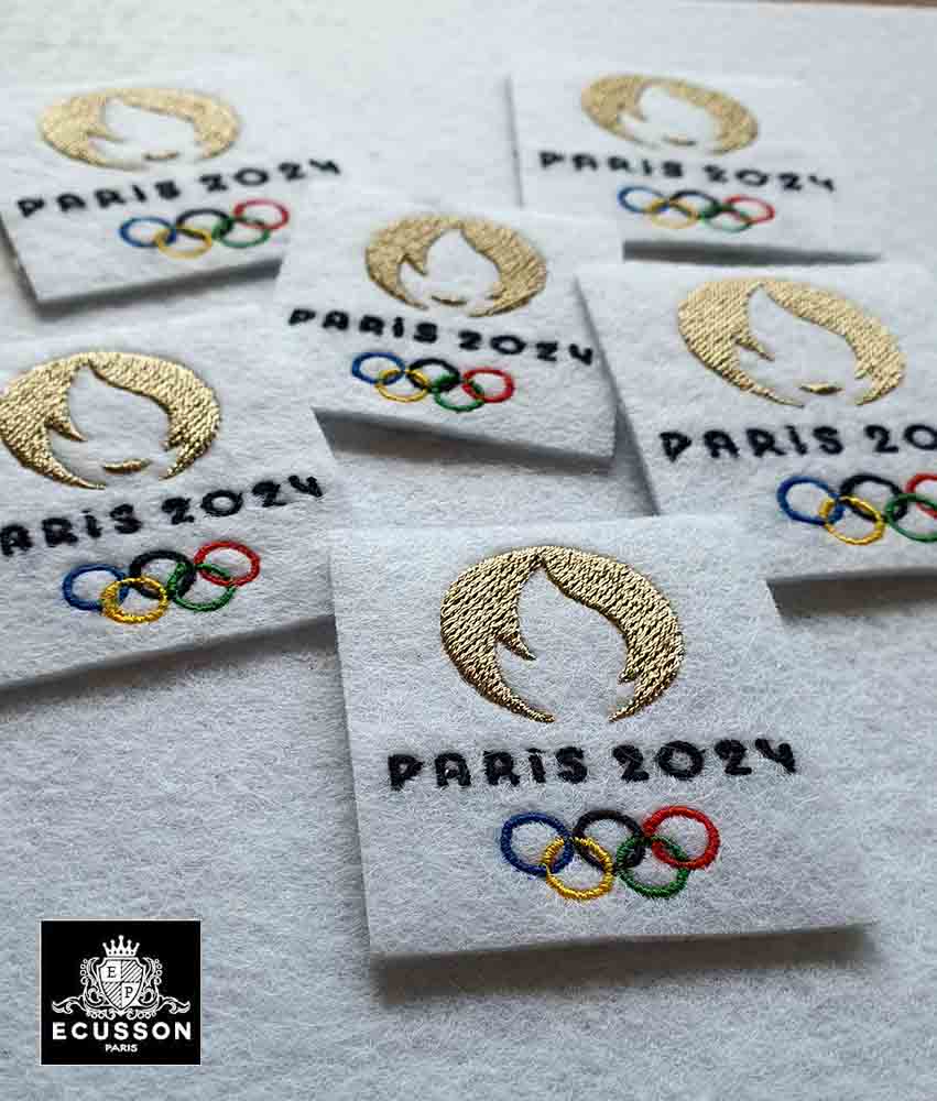 Ecusson patche drapeau patch Jeux Olympiques olympique JO 70 x